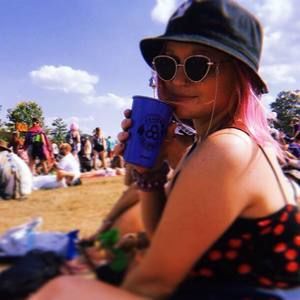 Meet your Posher, Macy